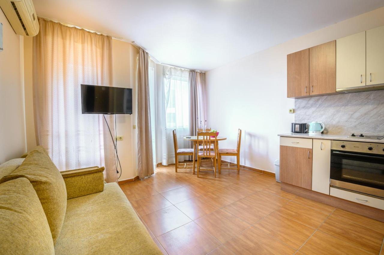 Apartcomplex Panorama Dreams Sveti Vlas Oda fotoğraf